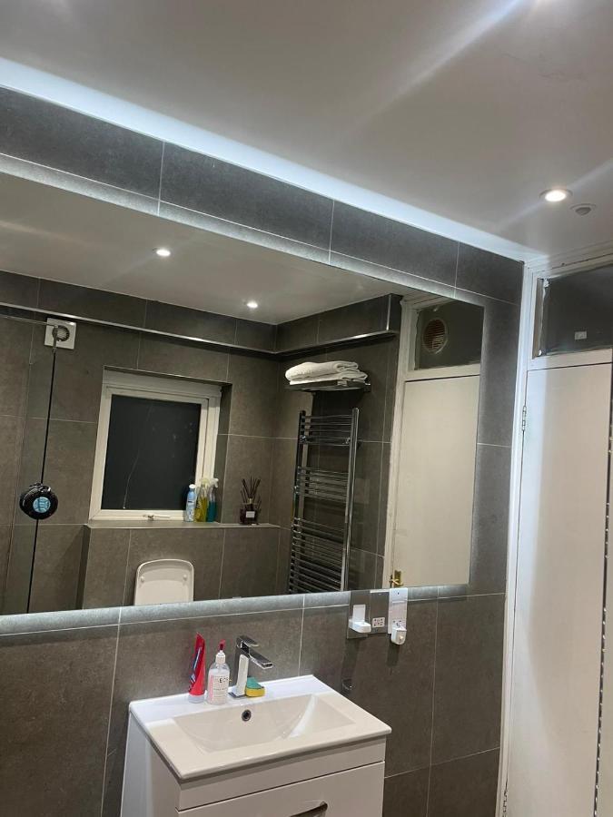 Balham, South London Spacious Guest House 5, 6 Rooms Available Esterno foto